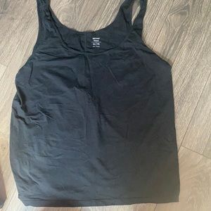 Black Old Navy tank top